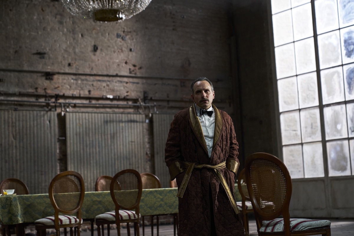 Isidor – Burgtheater Wien – Philipp Stölzl bringt Shelly Kupferbergs Roman über ihren ermordeten Urgroßonkel auf die Bühne